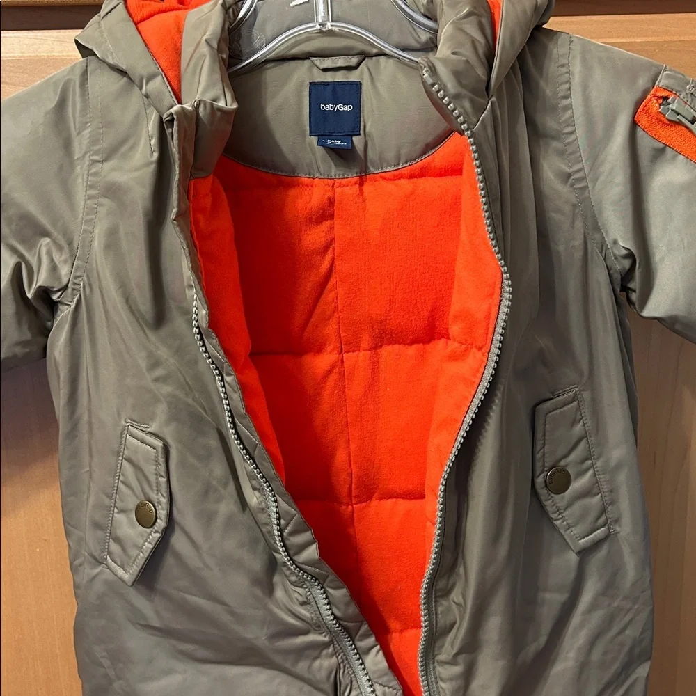 BABY GAP One piece Snowsuit Flight suit Sz 6-12 months Light Olive